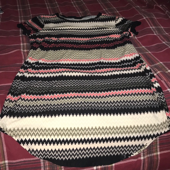 Shirt - Picture 3 of 4